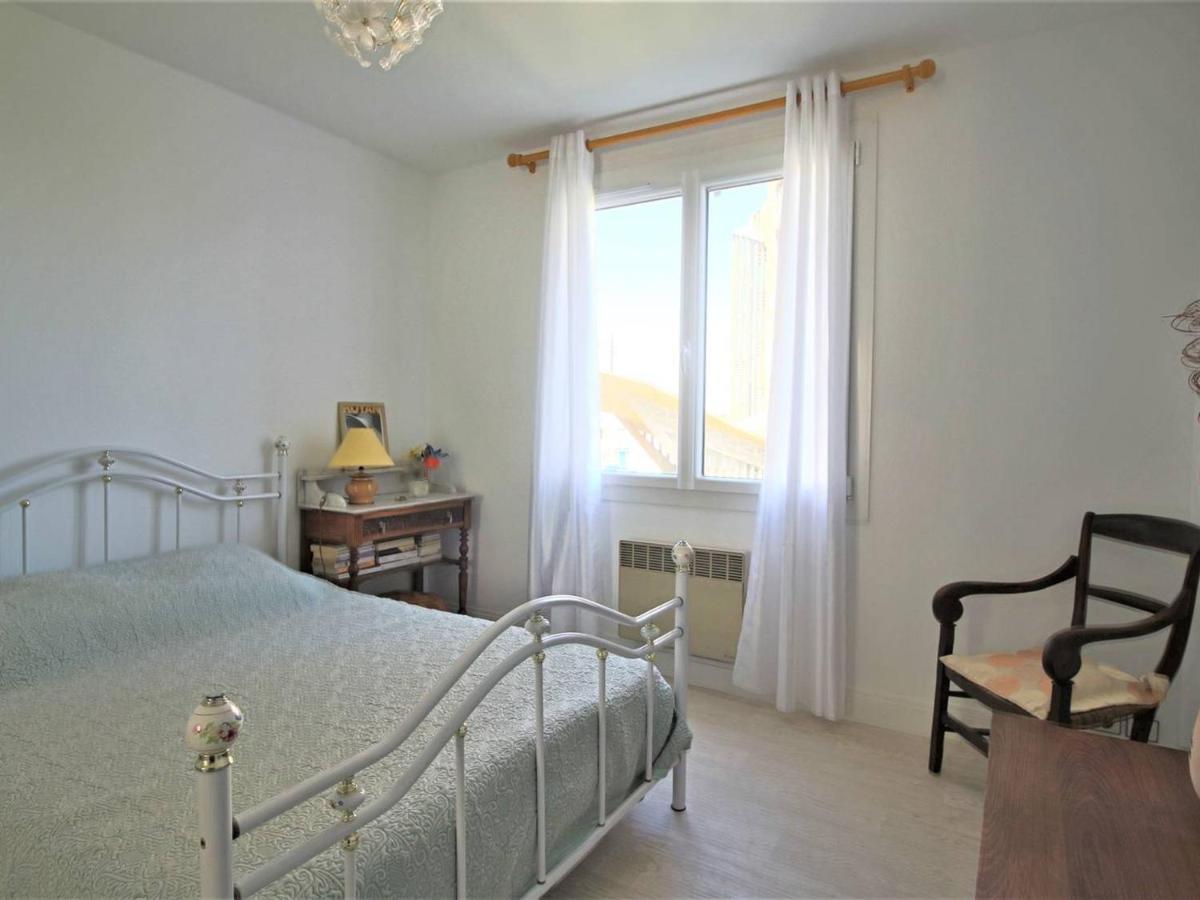 Lumineux Pour Famille A Royan, Quartier Calme Pres Du Marche, Balcon Et Parking Gratuit - Fr-1-738-26 Royan